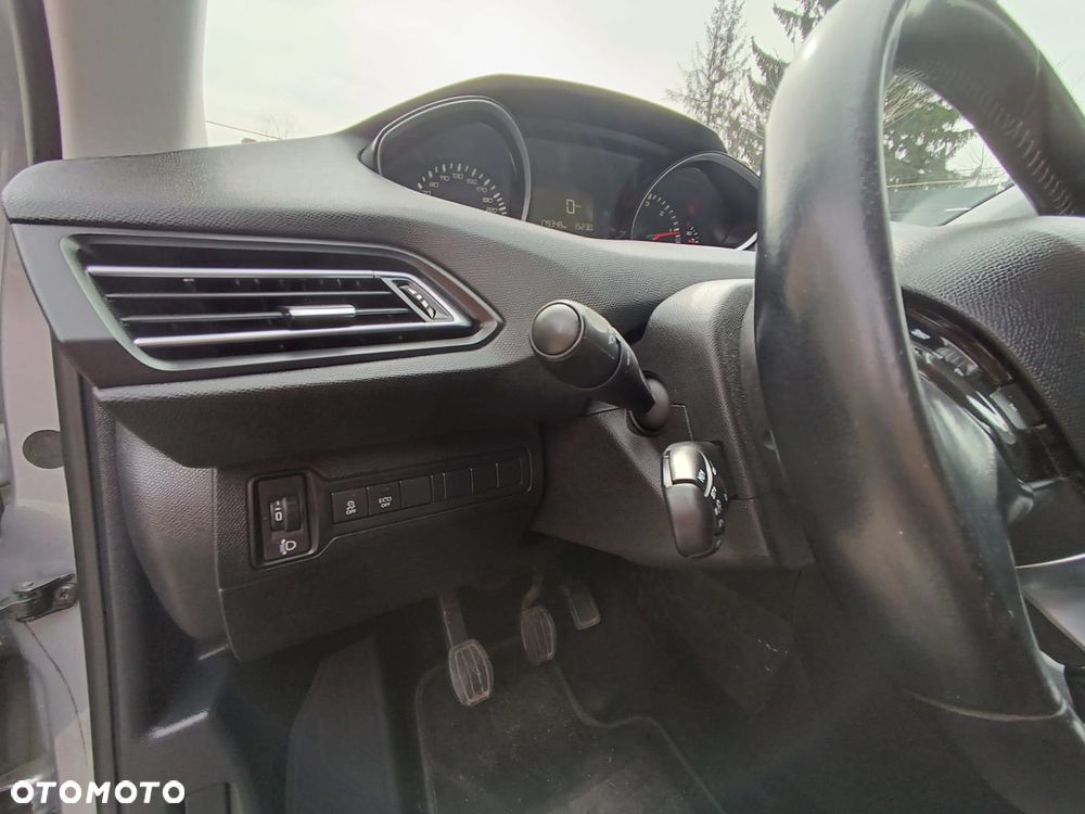 Peugeot 308 BlueHDi 120 Stop & Start Business-Line - 20