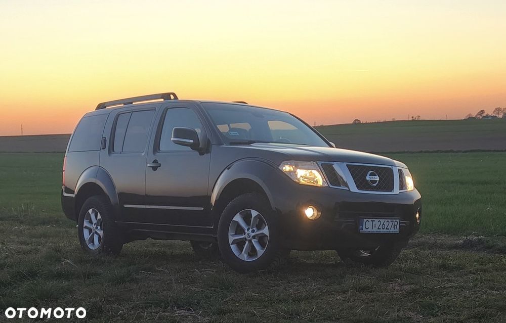 Nissan Pathfinder 2.5 D SE EU5 - 4