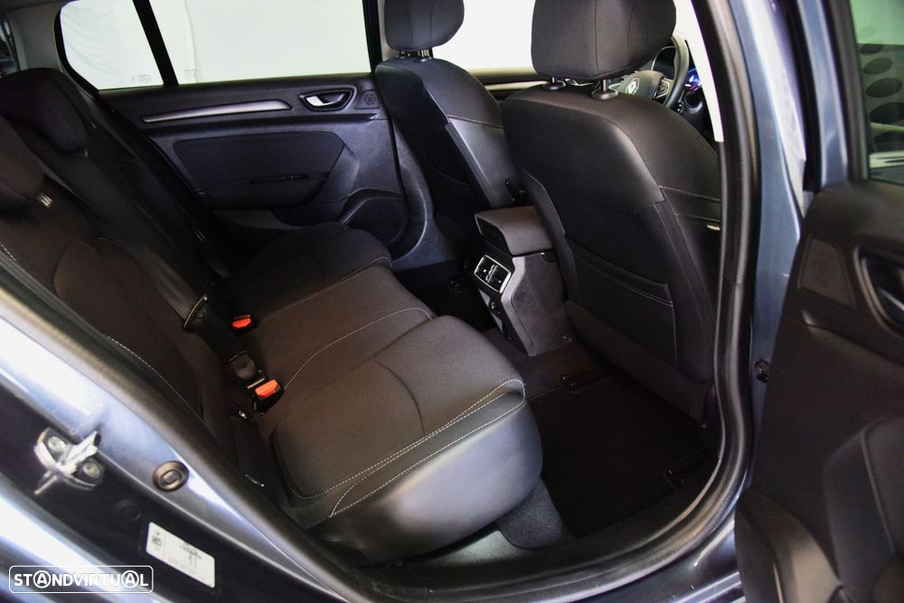 Renault Mégane Sport Tourer 1.6 E-Tech Plug-In Limited - 25