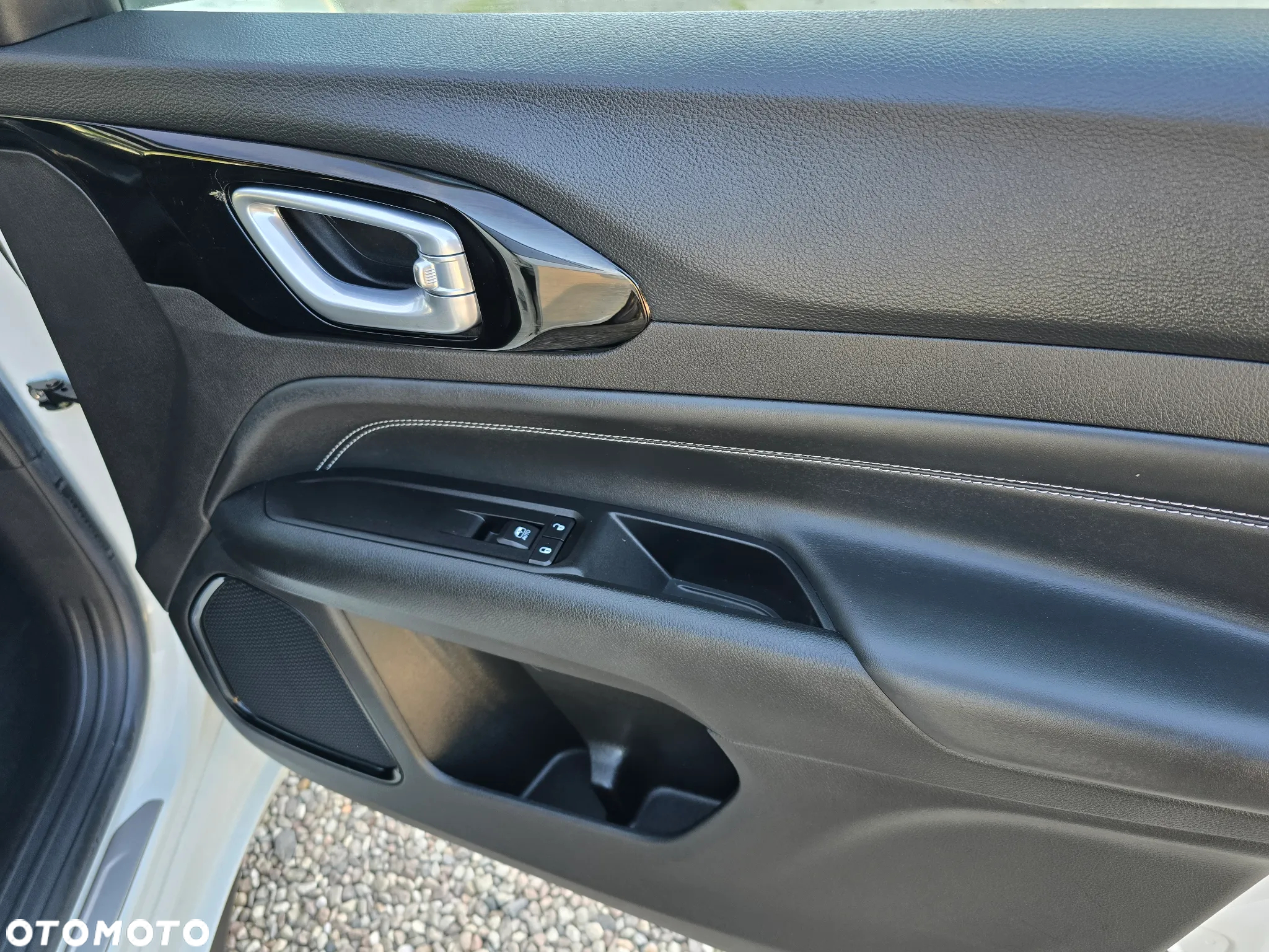 Jeep Compass 1.3 T-GDI 4xe PLUG-IN HYBRID Automatik S - 21