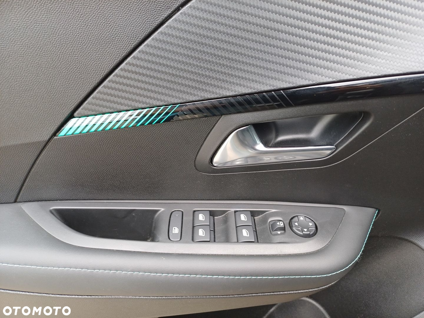 Peugeot 208 1.2 PureTech Allure Pack S&S EAT8 - 20