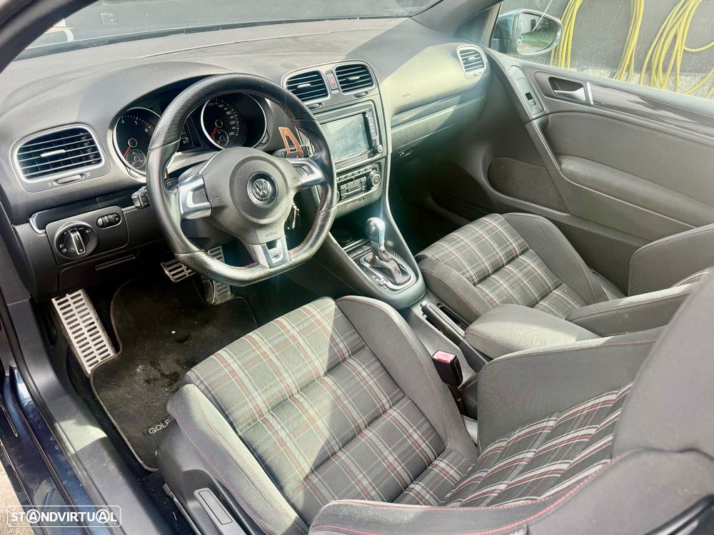 VW Golf 2.0 TSi GTI DSG - 45