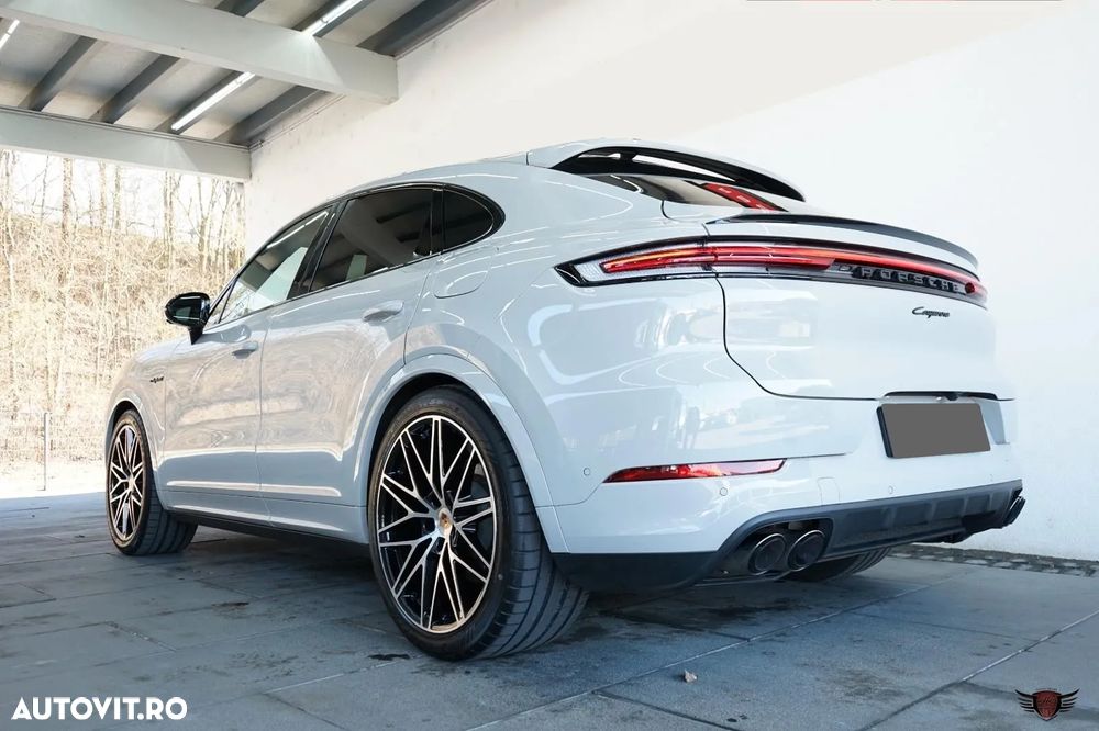 Porsche Cayenne E-Hybrid Tiptronic S Black Edition - 5