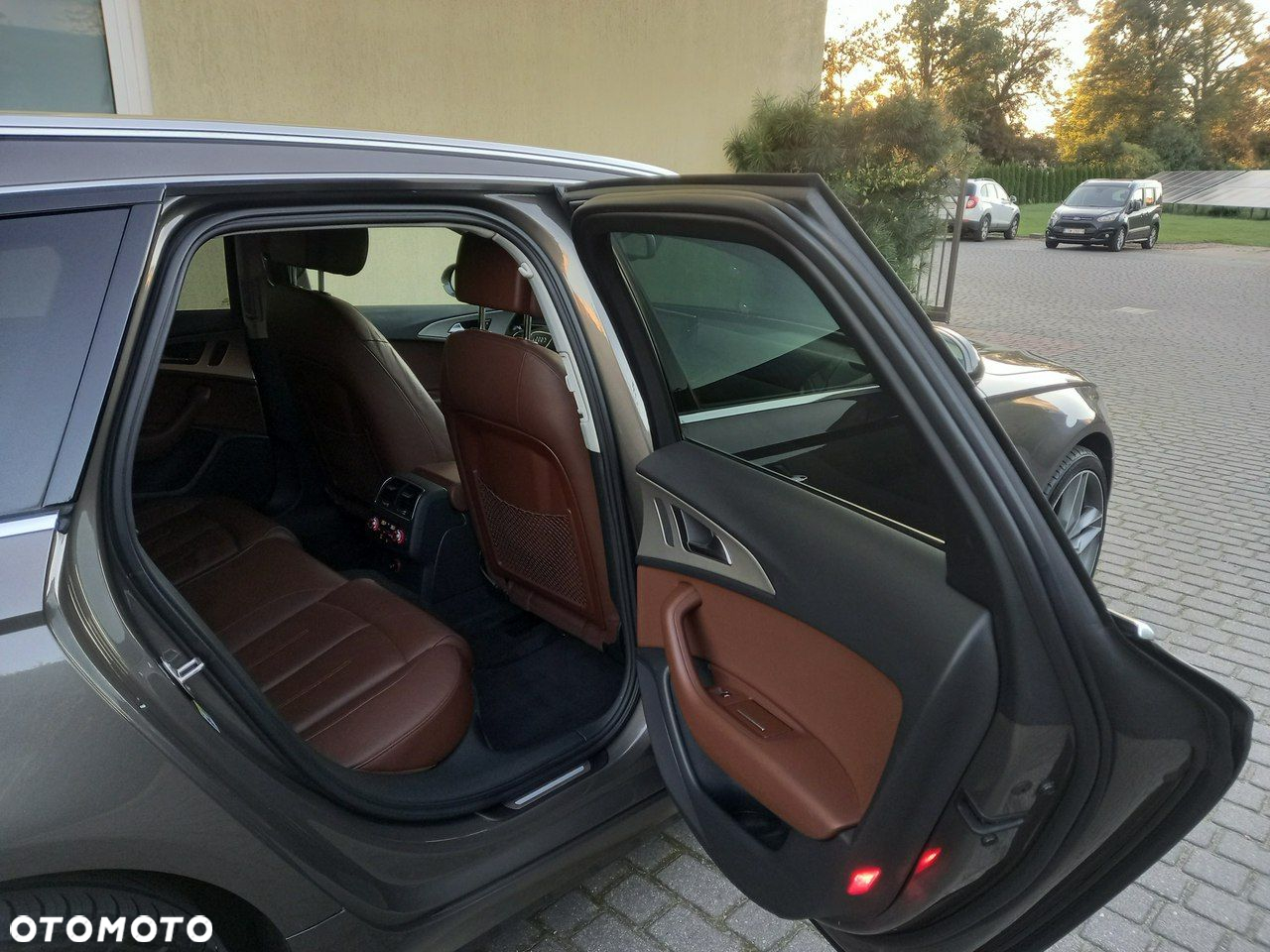 Audi A6 - 24