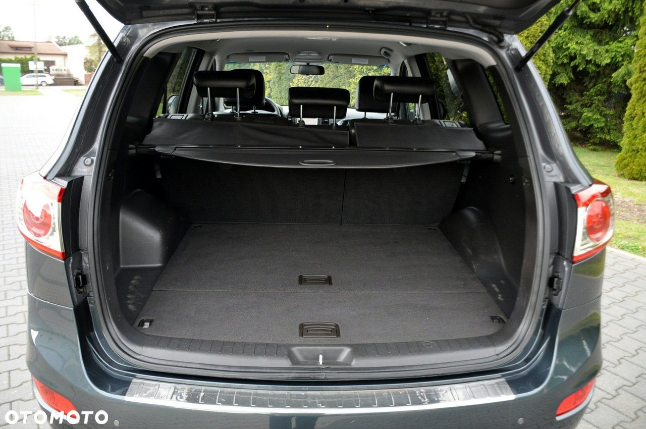 Hyundai Santa Fe - 38