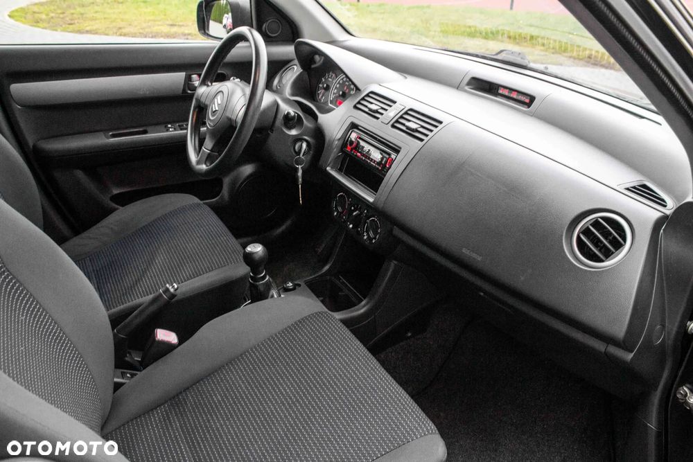 Suzuki Swift 1.3 GLX / Comfort - 25