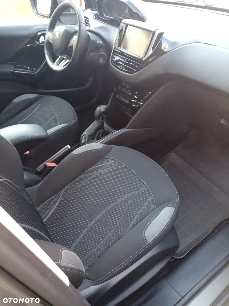 Peugeot 208 1.2 PureTech Active - 9