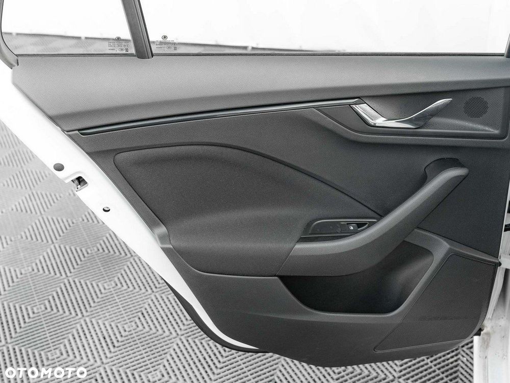 Skoda Scala 1.0 TSI Selection DSG - 29