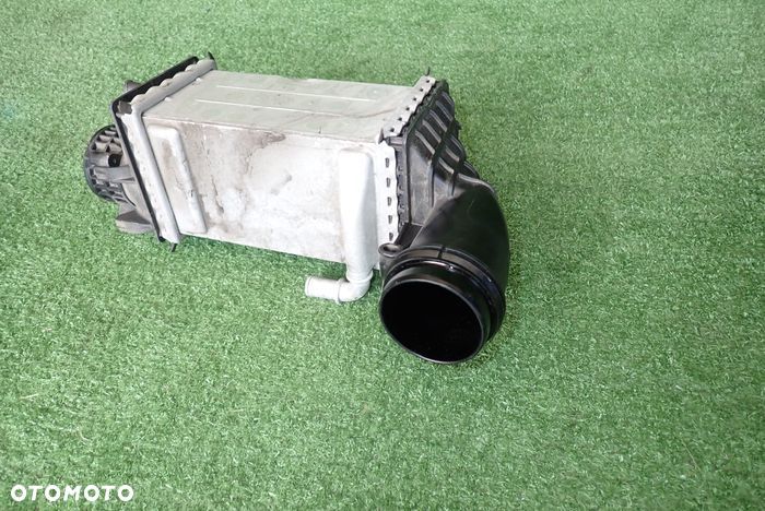 AUDI VW SEAT SKODA intercooler 04E145785E - 3