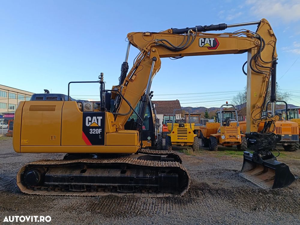 Caterpillar 320FL - 2
