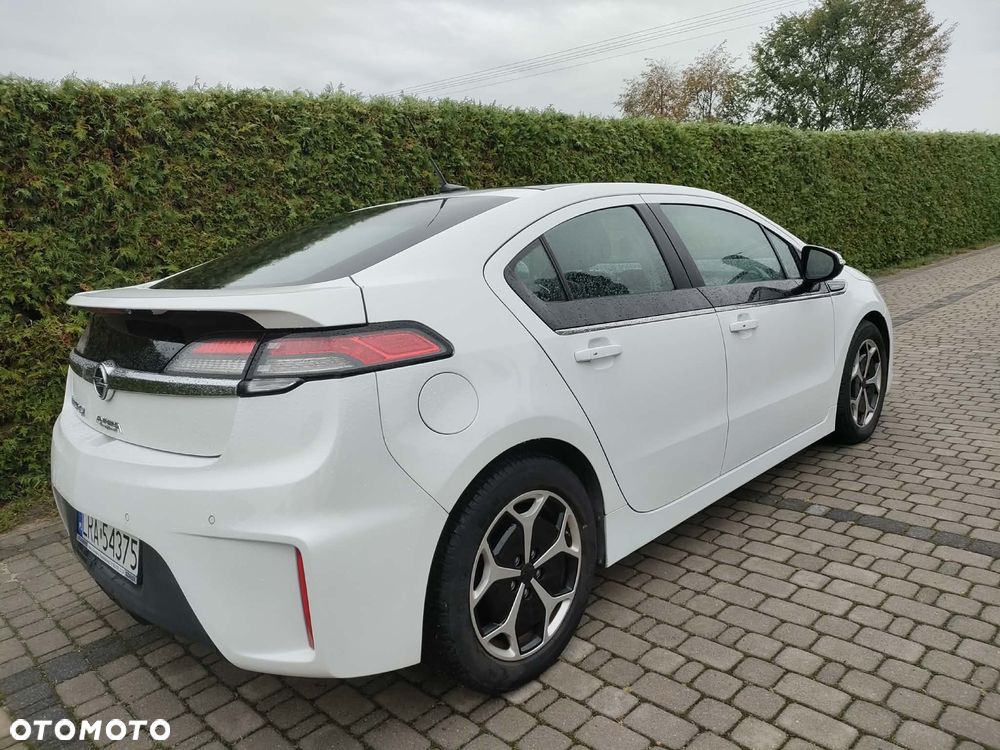 Opel Ampera - 3
