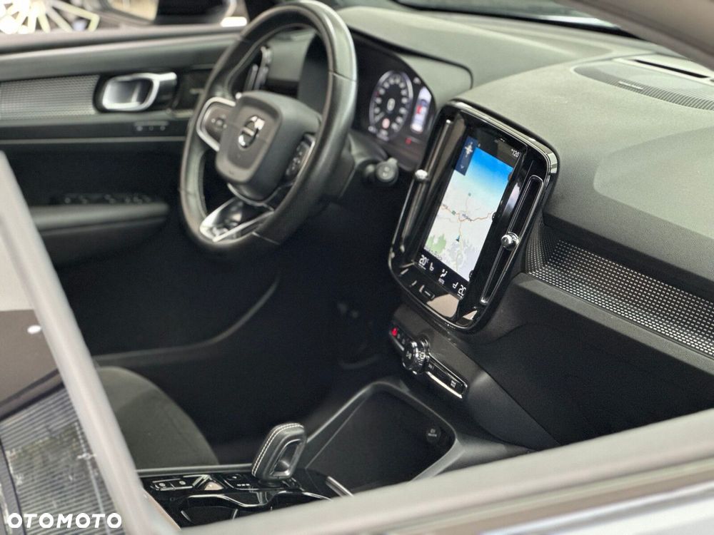 Volvo XC 40 T4 R-Design - 38