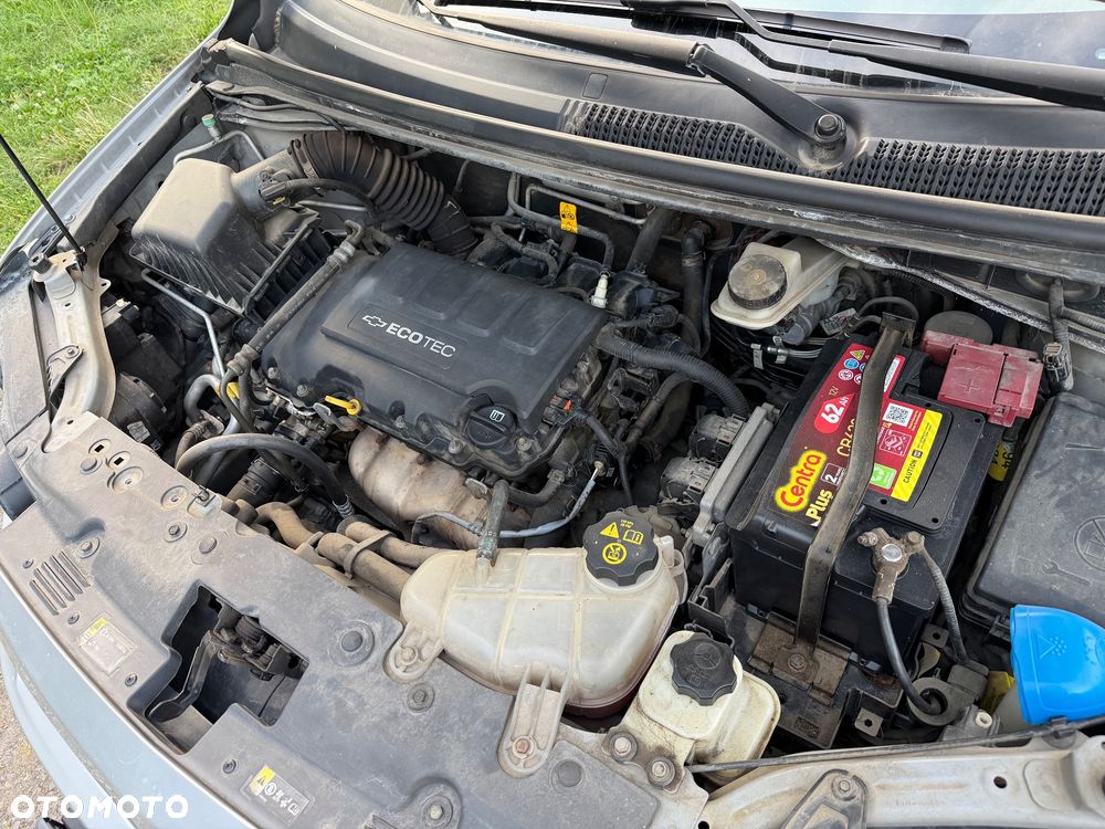 Chevrolet Aveo 1.4 16V LT - 6