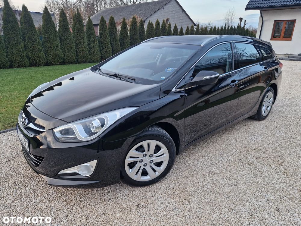 Hyundai i40 i40cw 1.6 Fifa World Cup Edition - 1