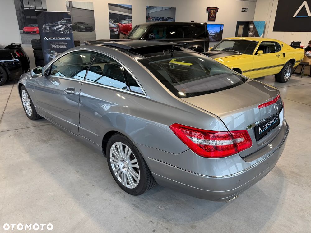 Mercedes-Benz Klasa E 350 BlueEFFICIENCY 7G-TRONIC Avantgarde - 8