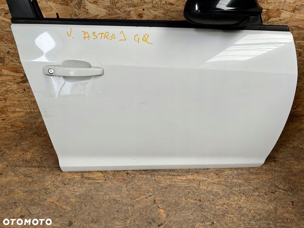 Drzwi PRZEDNIE PRAWE prawy przód OPEL ASTRA J IV KOMBI Lakier: GAZ Z40R - 3