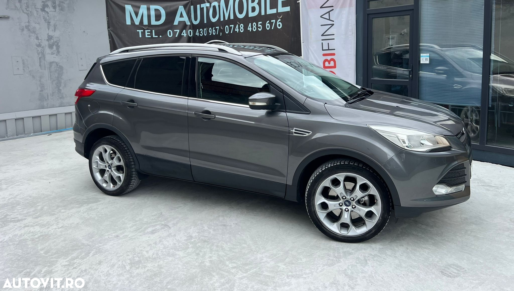 Ford Kuga - 16