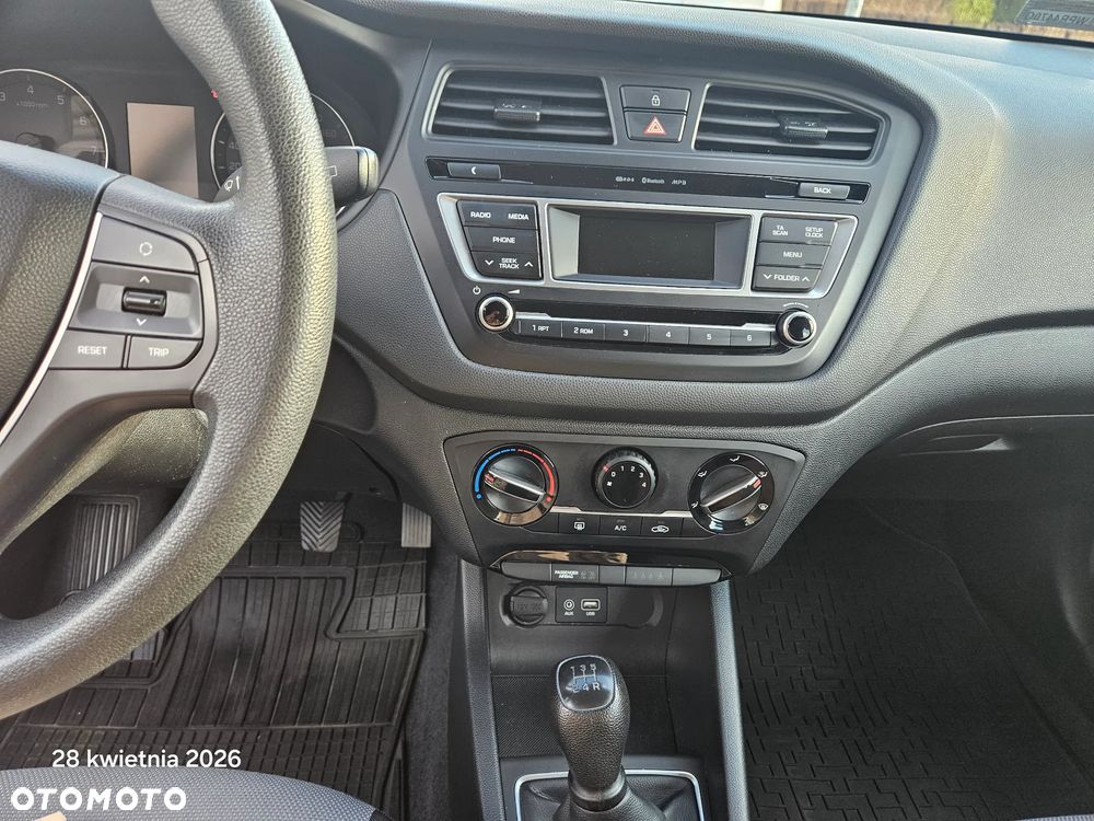 Hyundai i20 1.2 Classic Plus - 24