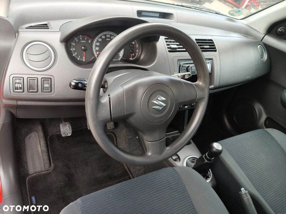 Suzuki Swift 1.3 Comfort - 10