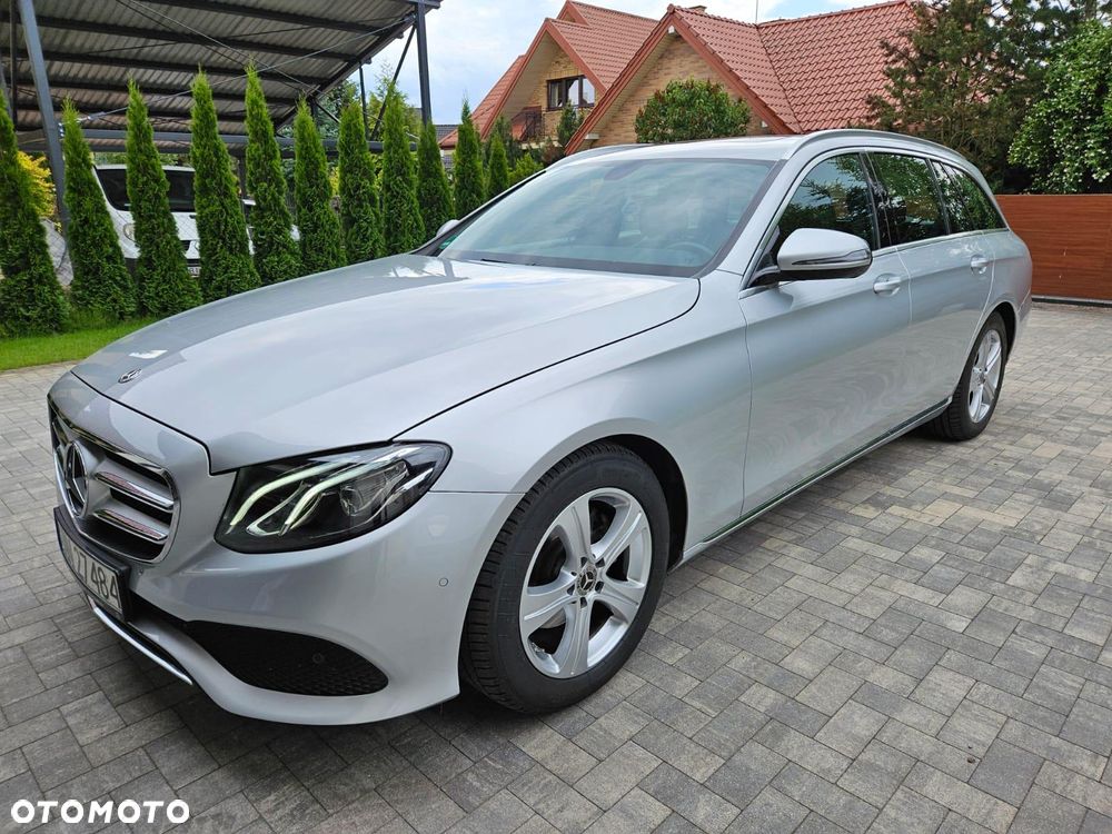 Mercedes-Benz Klasa E 220 d 9G-TRONIC - 2