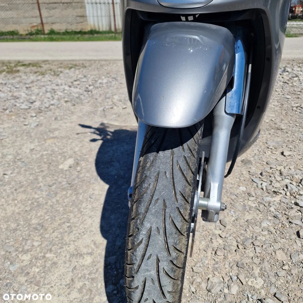 Piaggio Vespa - 5