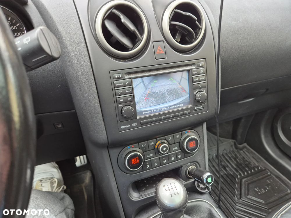 Nissan Qashqai 2.0 dCi Tekna EU5 - 11