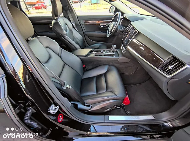 Volvo S90 T6 AWD Geartronic Momentum - 25