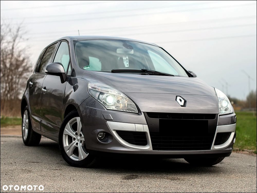 Renault Scenic - 1