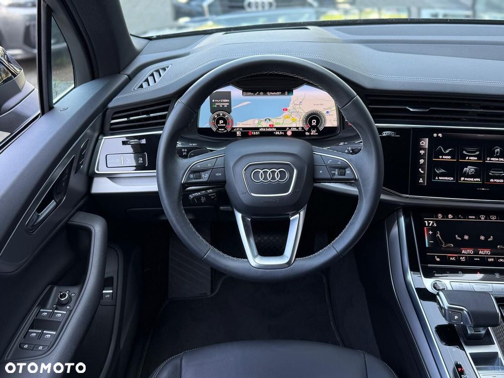 Audi Q7 - 10