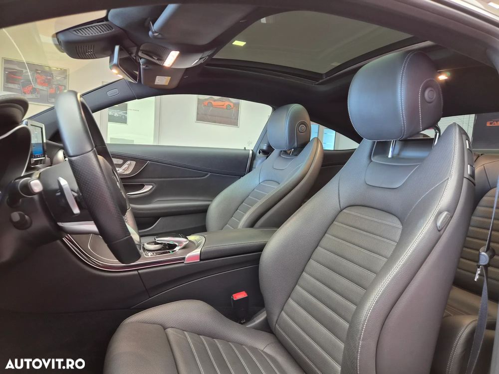 Mercedes-Benz C 300 MHEV - 11