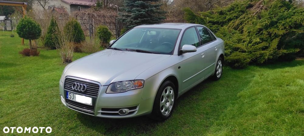 Audi A4 Limousine 2.0 T FSI quattro - 9