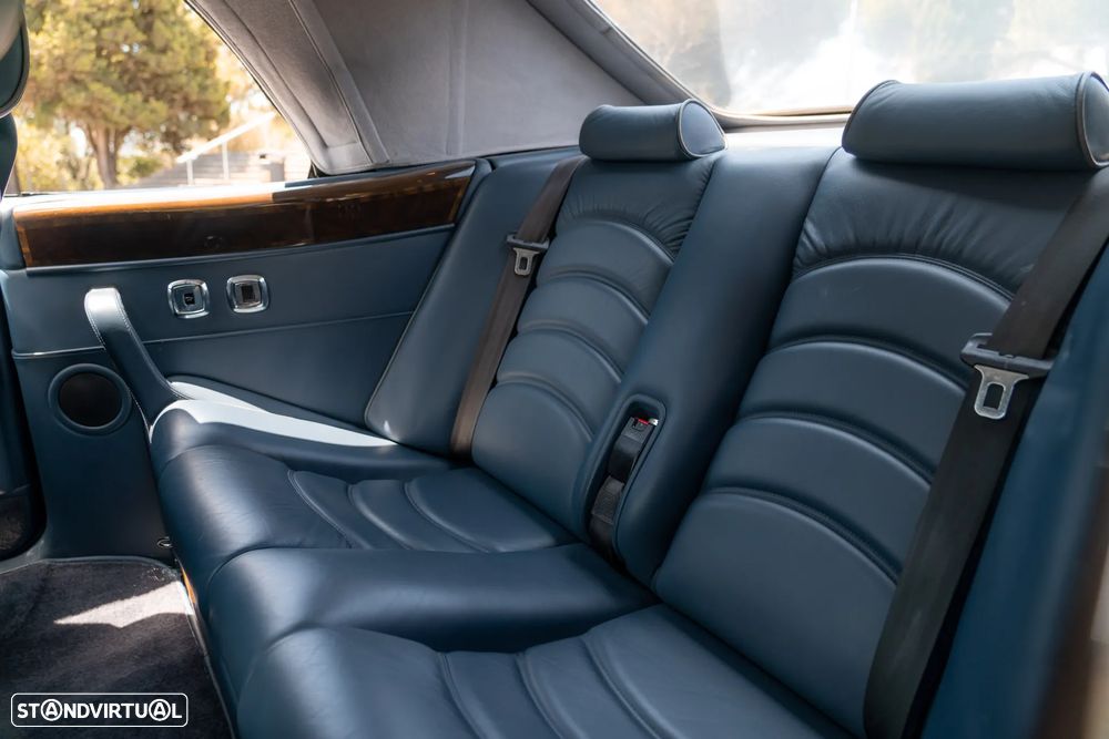Bentley Azure Mulliner - 22