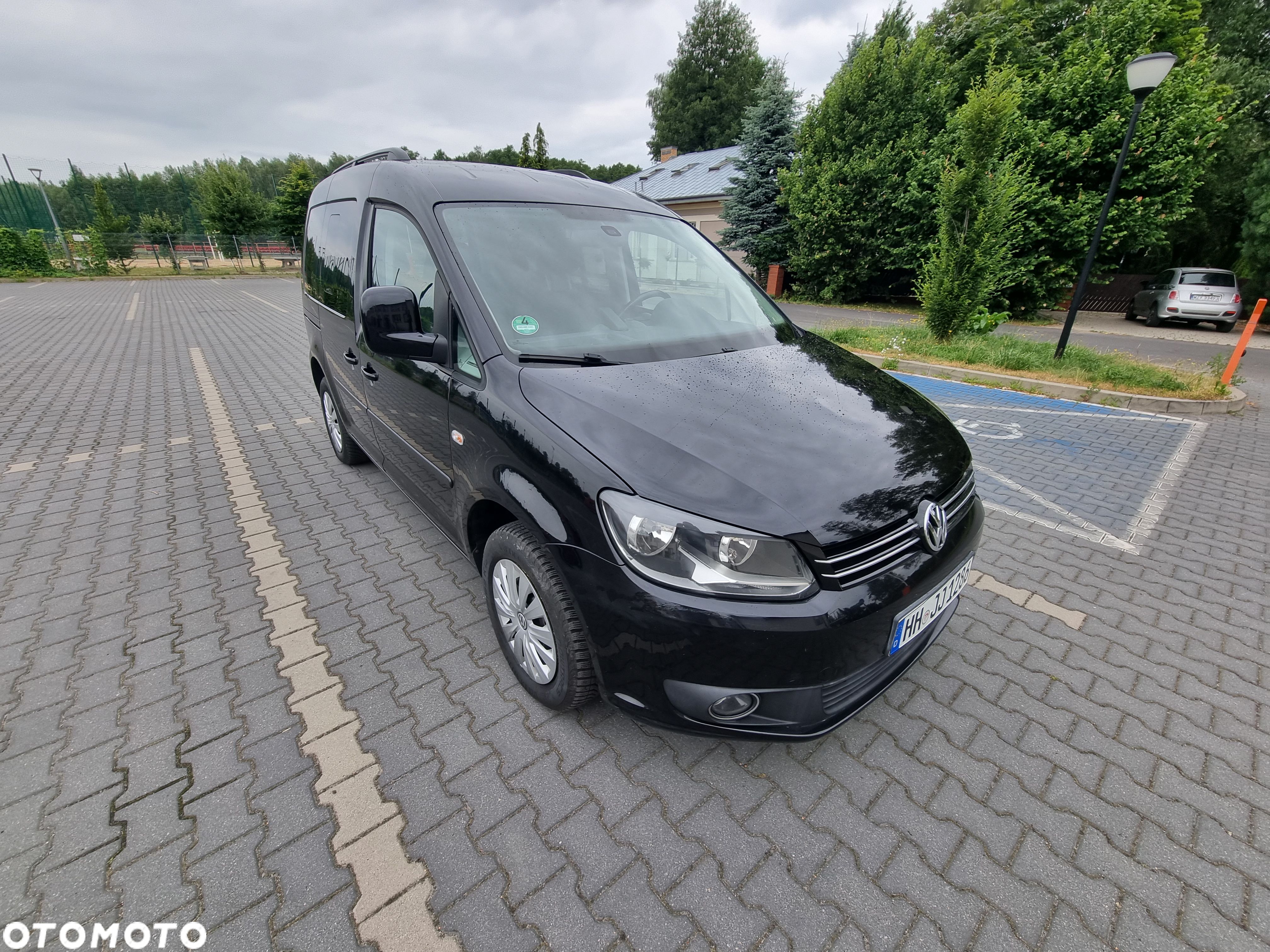 Volkswagen Caddy 1.6 TDI Highline - 1