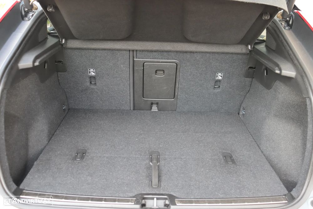 Volvo C40 Recharge Twin First Edition - 32