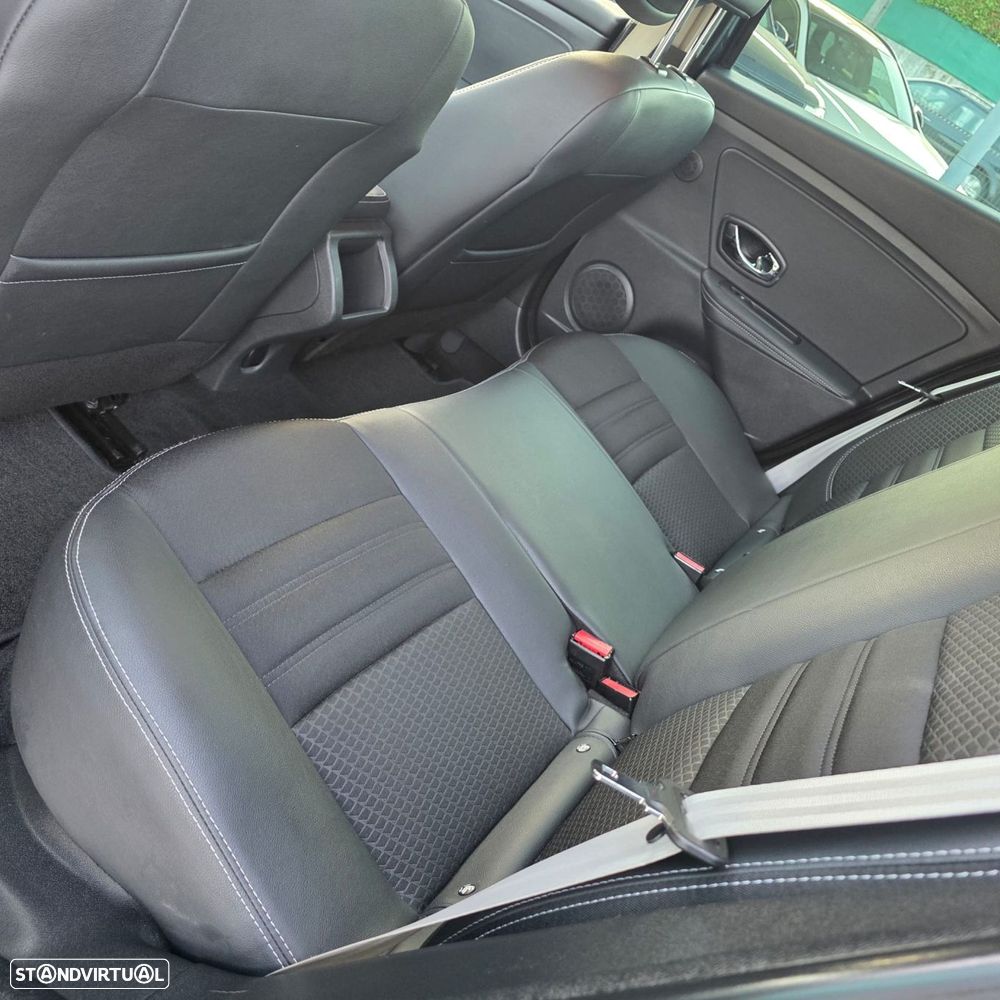 Renault Mégane 1.5 dCi Bose Edition SS - 32