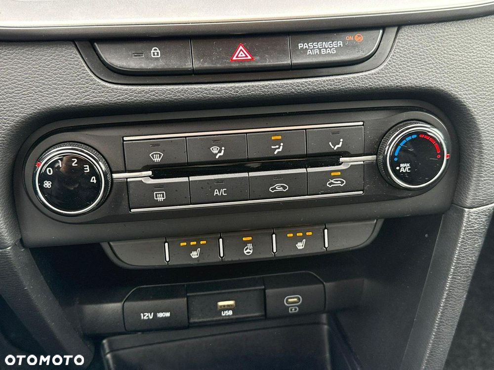 Kia Ceed 1.5 T-GDI Business Line - 25
