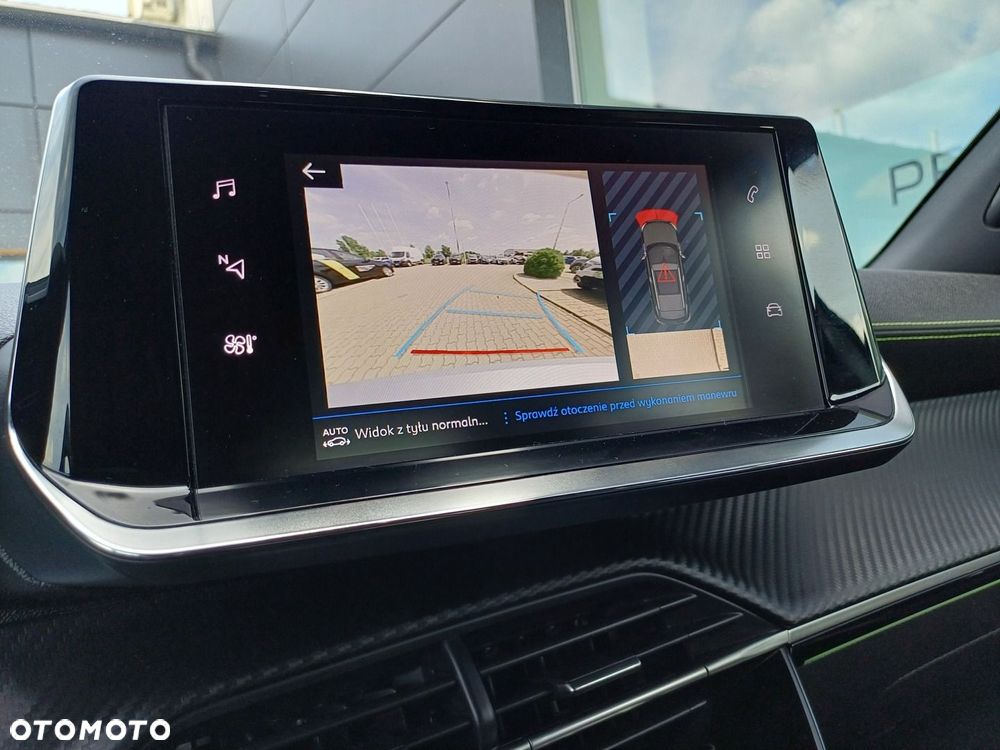 Peugeot 2008 1.2 PureTech GT S&S EAT8 - 17