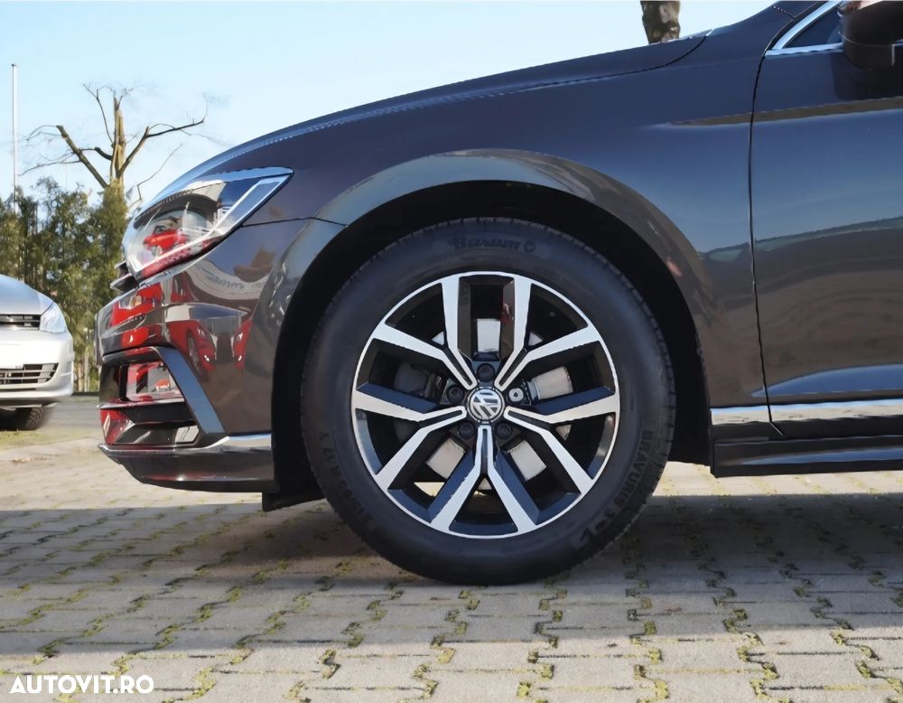 Volkswagen Passat 2.0 TDI SCR DSG Highline - 16
