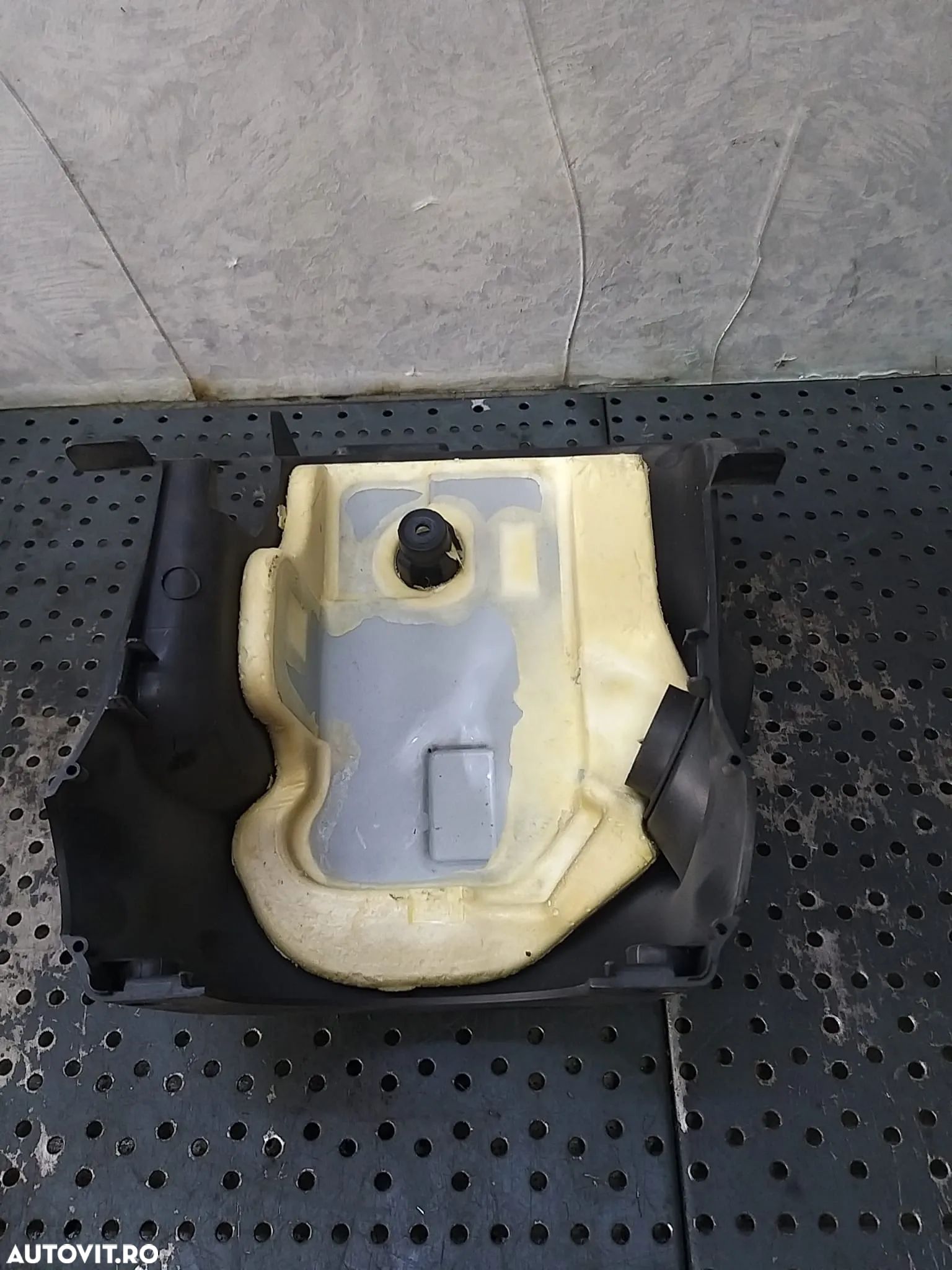 Ornament carcasa volan hyundai i20 84853-1j100 - 1