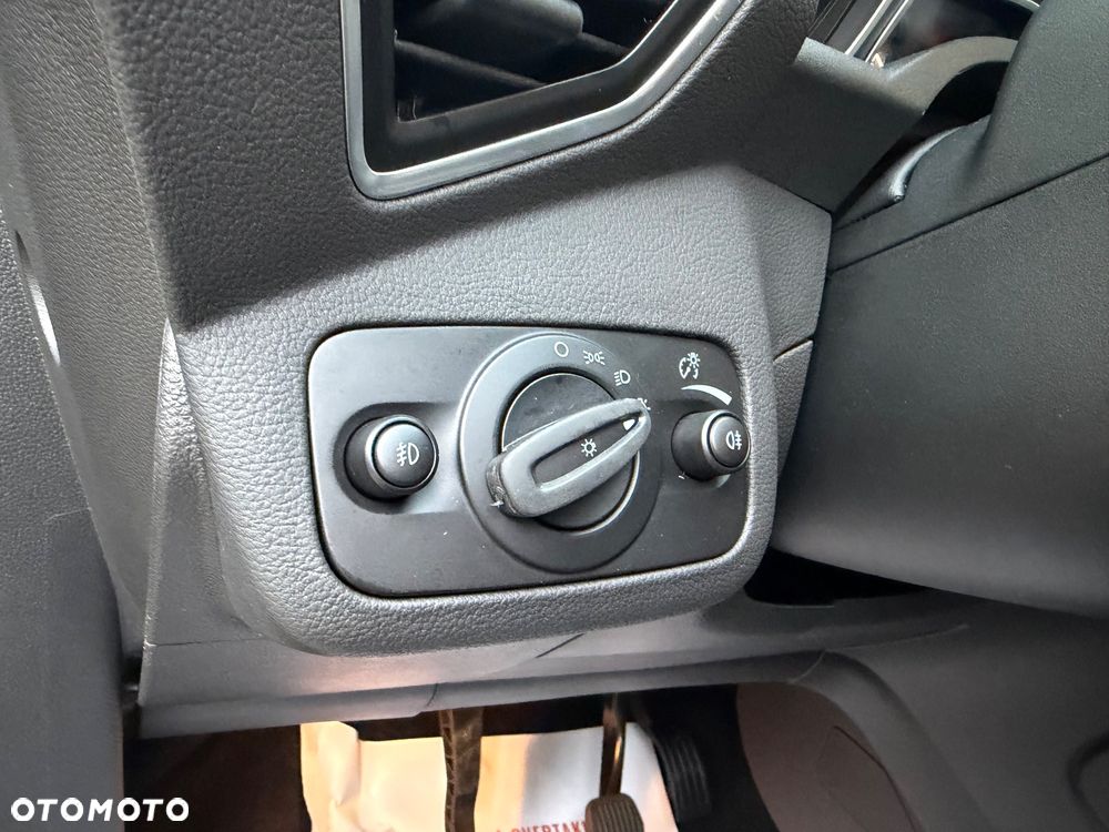 Ford Kuga - 30