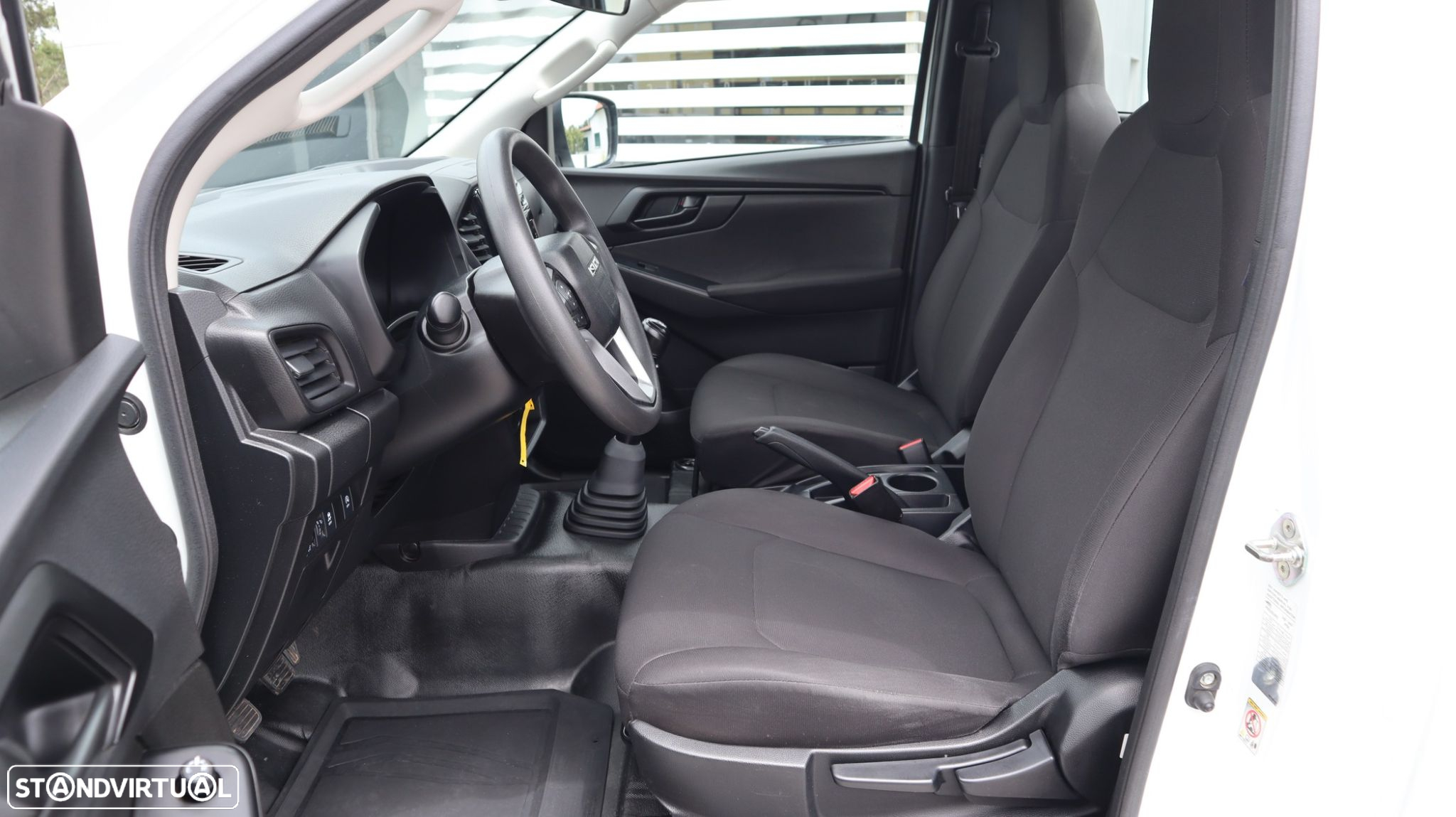 Isuzu D-Max 1.9 Ddi CD 4WD L CH - 8