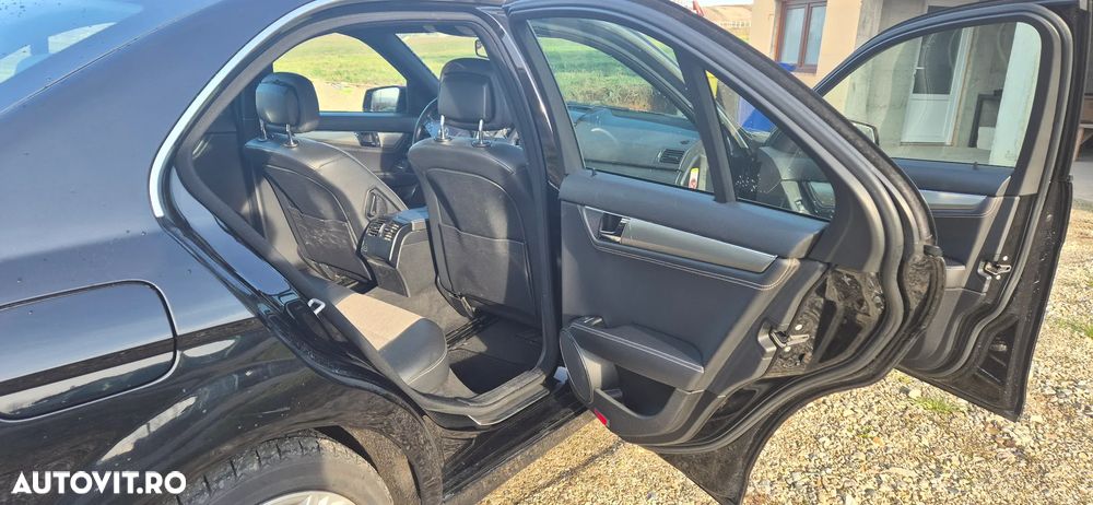 Mercedes-Benz C 200 CDI DPF Automatik BlueEFFICIENCY - 11