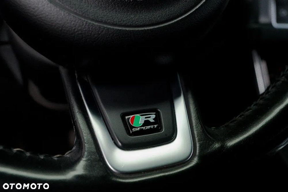 Jaguar XF 2.0 i4D R-Sport - 34