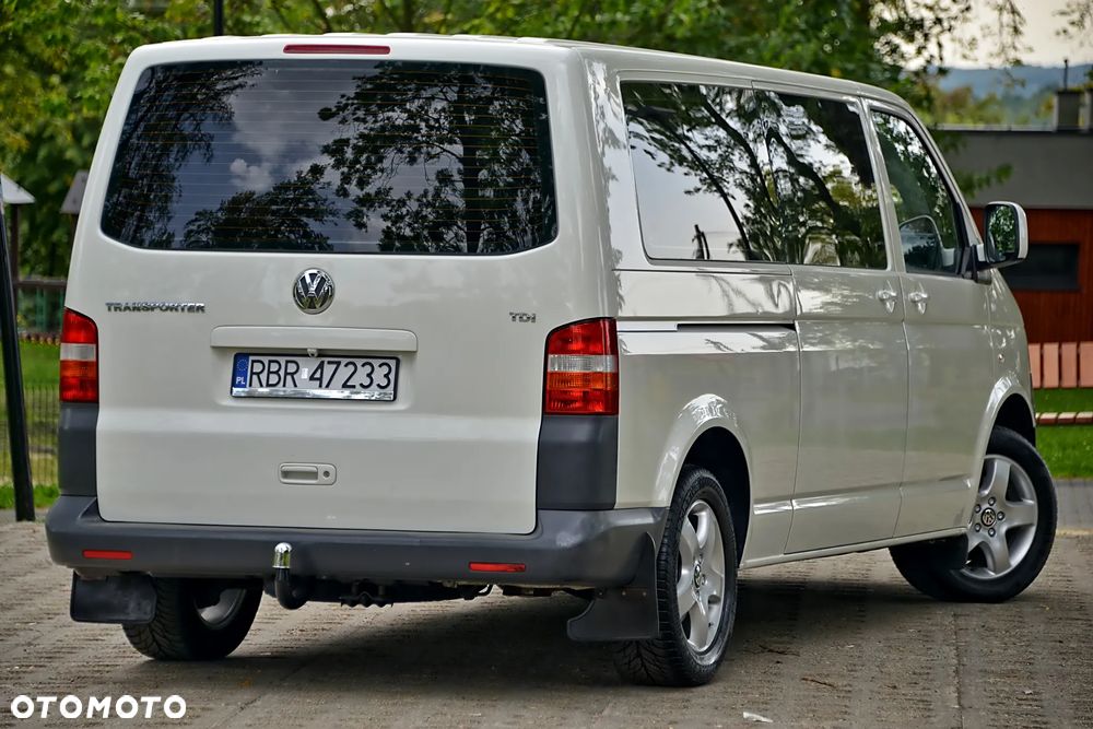 Volkswagen Transporter T5 TDI L2H1 - 19