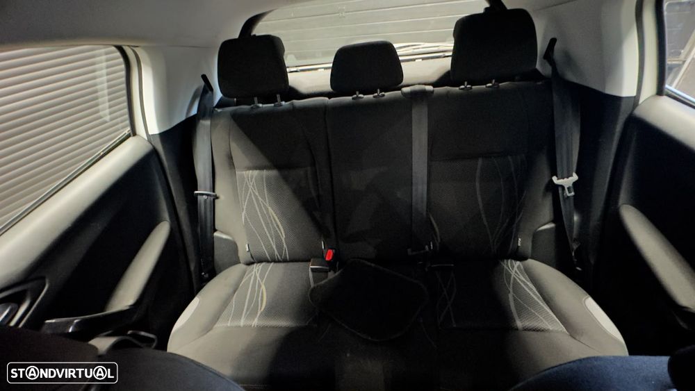 Peugeot 208 PureTech 68 Urban Move - 29