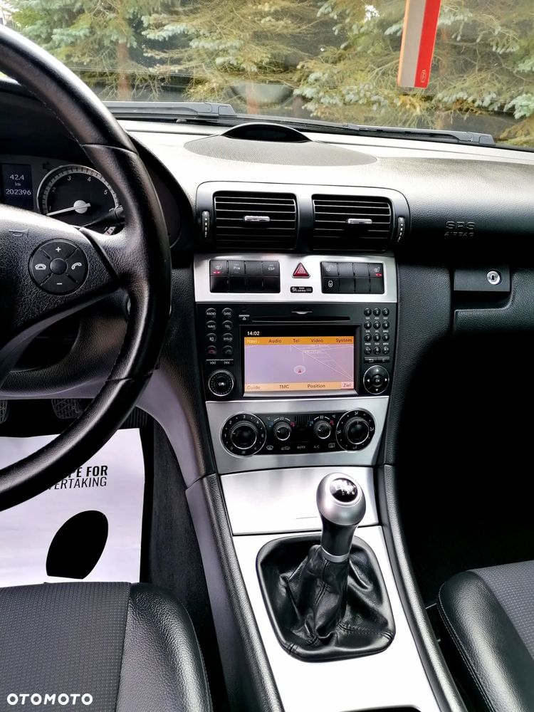 Mercedes-Benz CLC 200 Kompressor - 23