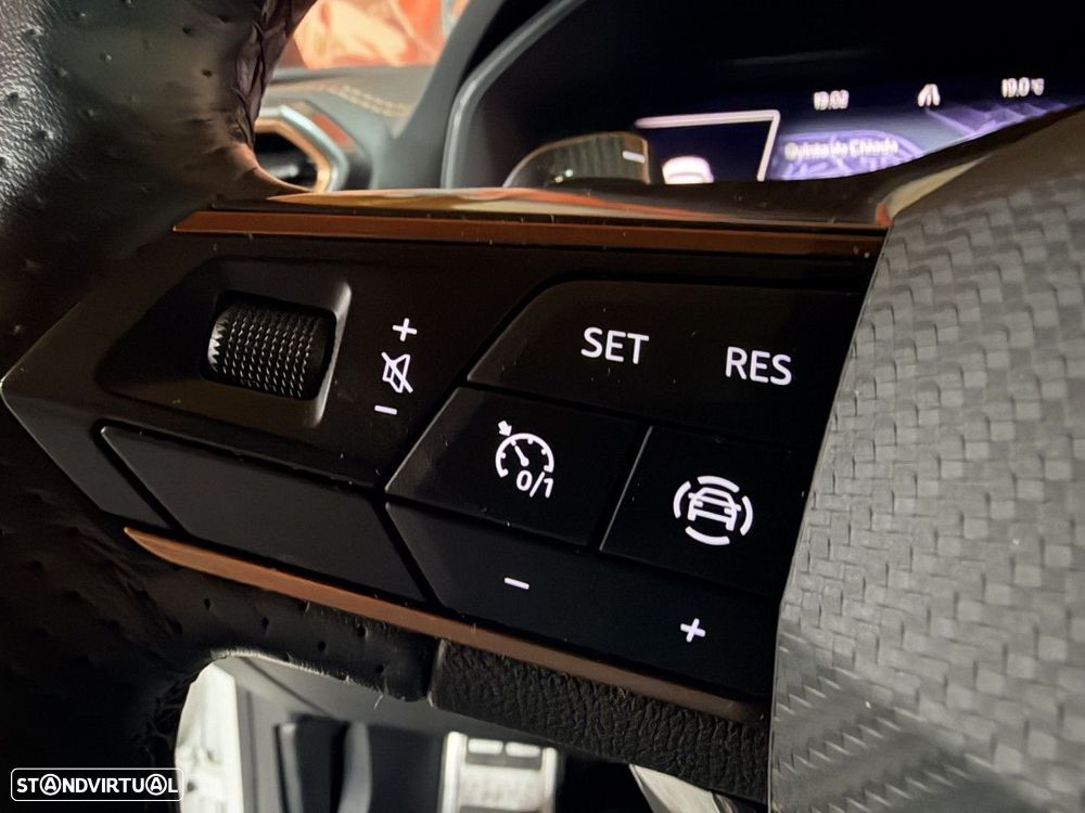 Cupra Leon ST 1.4 e-Hybrid VZ DSG - 16