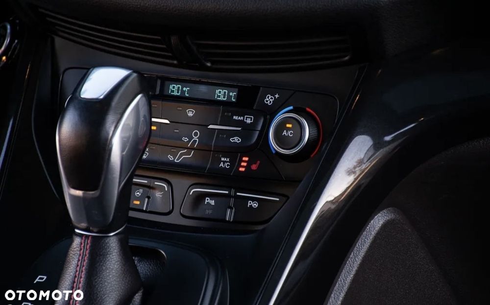 Ford Kuga - 6