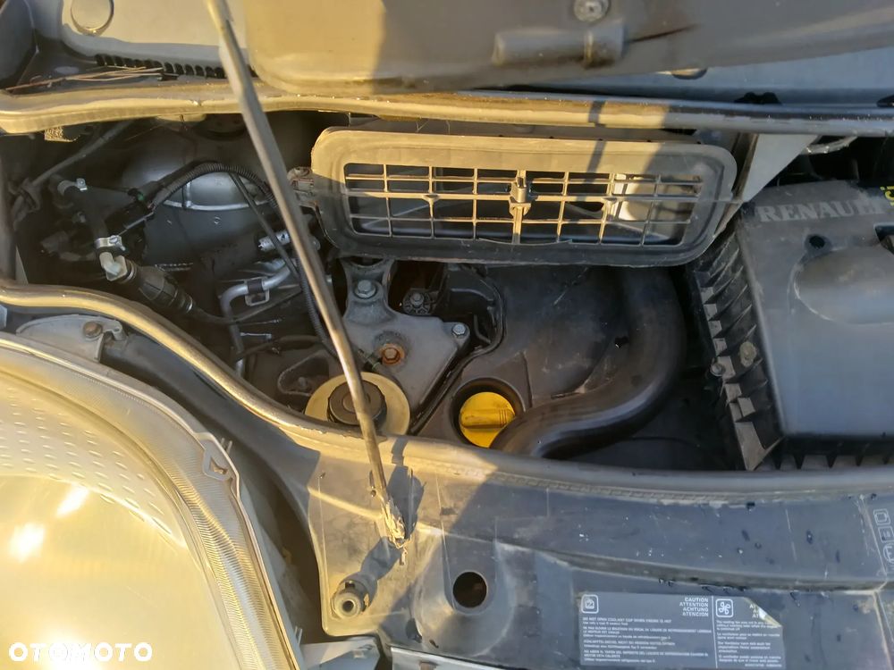 Renault Trafic - 20