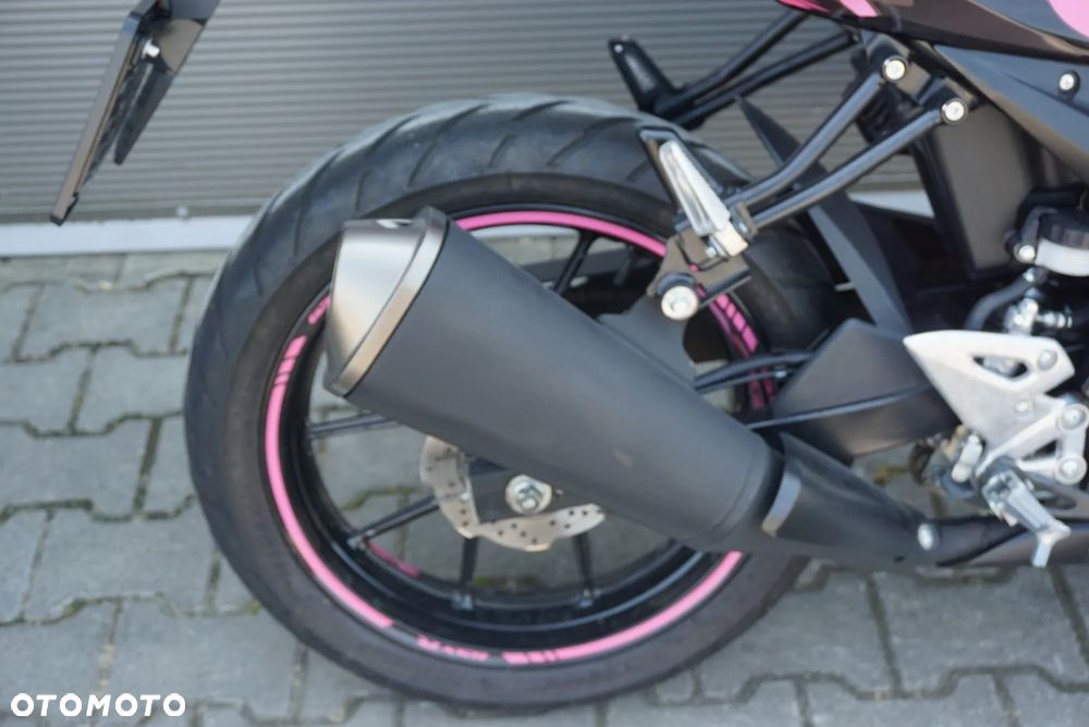 Suzuki GSX - 5